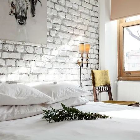 Maison St. Nian - * İstanbul