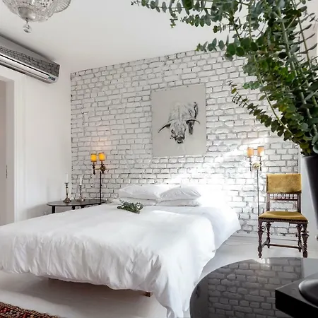 Maison St. Nian - * İstanbul